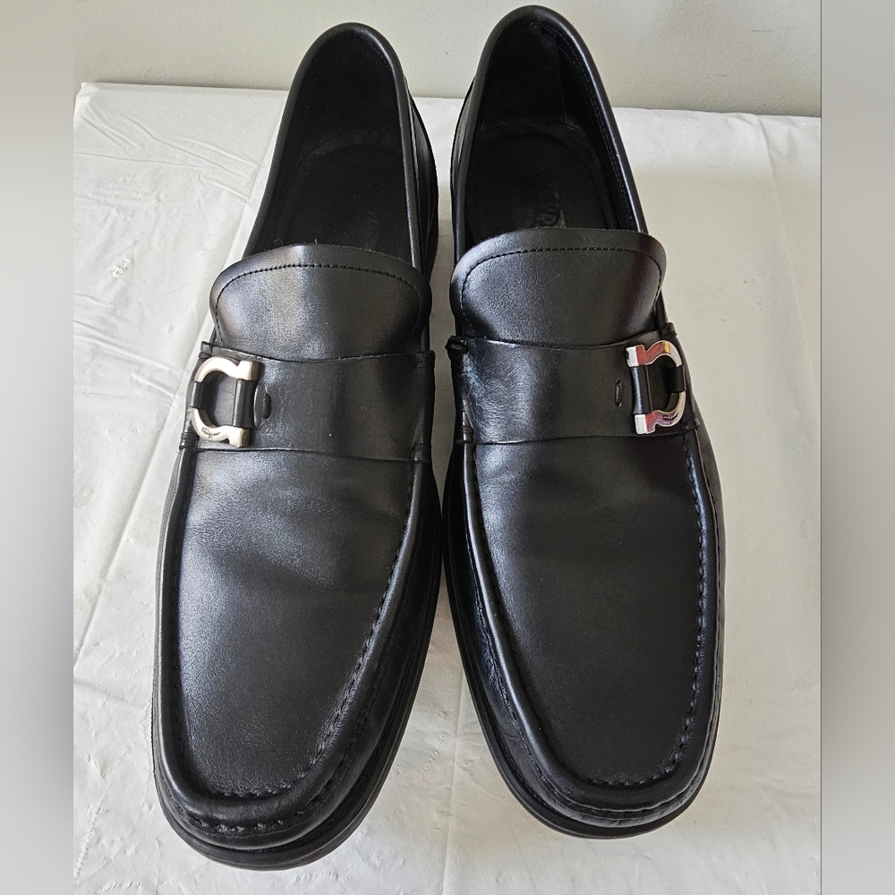 SALVATORE FERRAGAMO Billiardo Mens Black Leather Horsebit Hardware Slip On Shoes